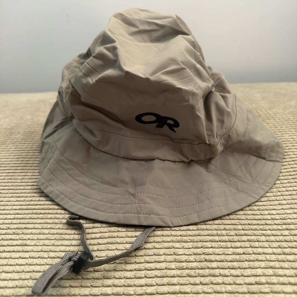 Outdoor Research packable bucket Hat